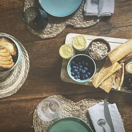 Maison La Folie Douce Bed & Breakfast