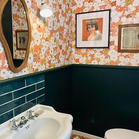 Bed & Breakfast Maison La Folie Douce 3*